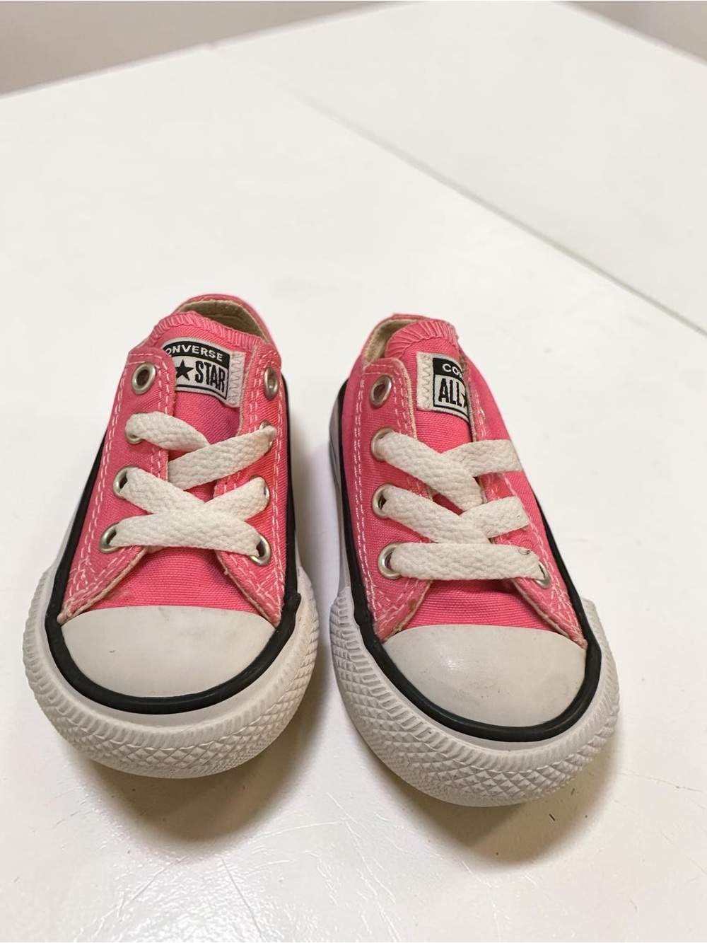 Converse Chuck Taylor All Star Low Top Pink Canvas Sneakers Toddler Size 3